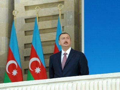 Алиев намерен увеличить военный бюджет