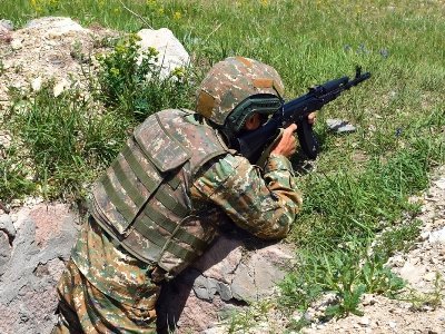 Минобороны: Ночью в направлении Чамбарака режим прекращения был нарушен дважды, противник применил гранатомет АГС-17