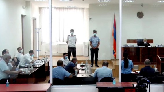 Սեյրան Օհանյանի փաստաբանը միջնորդեց դատարան հրավիրել ԱԺ նախկին նախագահին ու պատգամավորների
