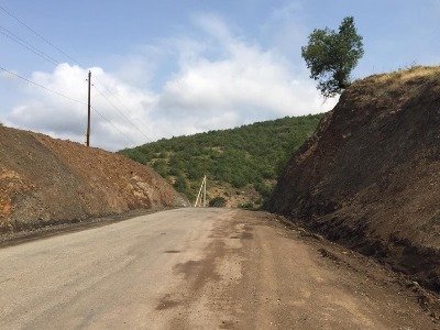 Հիմնանորոգվում է Գորիս-Կապան ճանապարհի մոտ 12 կմ հատվածը