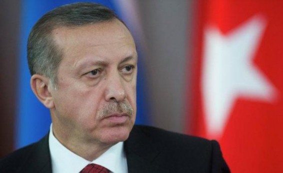 Էրդողանի ռեժիմն ամեն կերպ օգտագործում է հեղաշրջման փորձը. թուրք գրող