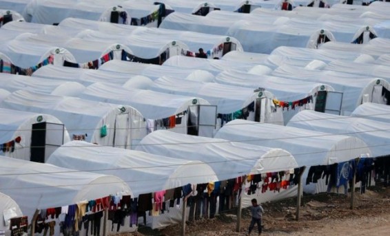 Փարիզում փախստականների համար ճամբար կբացվի