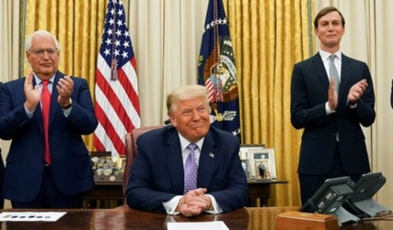 «Большая страховка» на случай проигрыша Трампа: Израиль и арабы засуетились