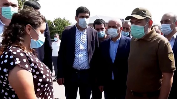 К премьер-министру Армении обратилась супруга оказавшегося на территории Азербайджана Нарека Сардаряна