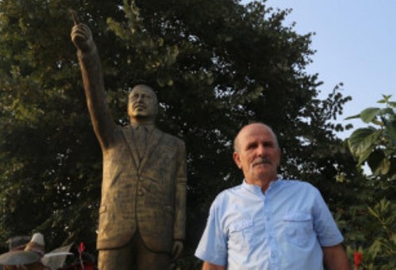 Թուրքիայի Քոջաելի նահանգում պատվիրել են Էրդողանի արձանն ու մոռացել դրա մասին