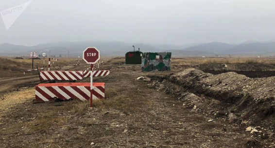 Армянский контрактник подорвался на мине во время работы в поле