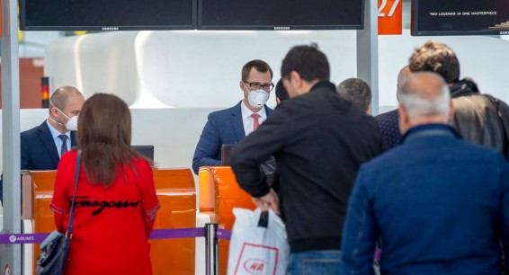 Звартноц обнародовал список компаний, требующих от пассажиров результатов теста на ковид