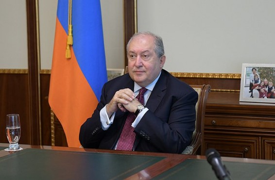 Արմեն Սարգսյանը ստորագրել է մի շարք օրենքներ