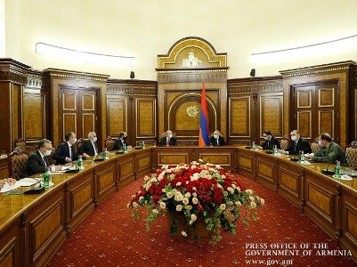 Նիկոլ Փաշինյանի գլխավորությամբ կայացել է Անվտանգության խորհրդի արտահերթ նիստ