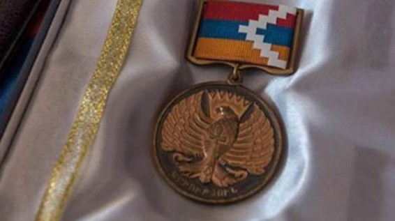 Արթուր Աբրահամյանը, Սասուն Հակոբյանը և Միքայել Մանուկյանը պարգևատրվել են «Արիության համար» մեդալով