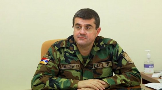 ԱՀ նախագահ Արայիկ Հարությունյանը ստորագրել է հրամանագրեր