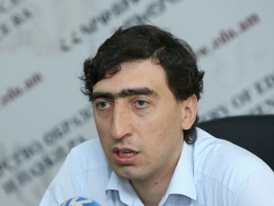 ԵՊՀ գումար չունենալու դեպքում աշխատավարձ էլ չի կարողանա վճարել, պետբյուջեի մուծումներն էլ չի կարողանա անել. Գոգյան