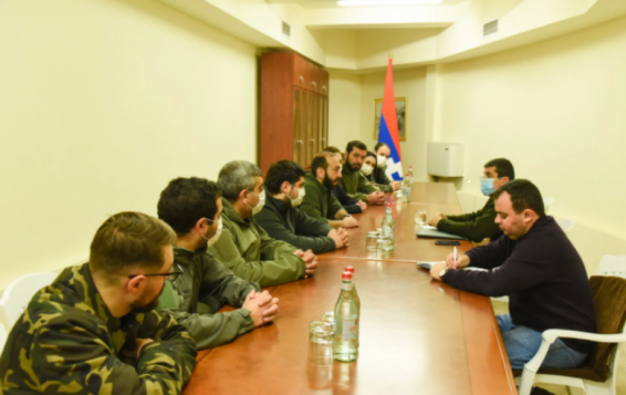 Առավել ծանր մարտերն ընթանում են Քաշաթաղի շրջանի Իշխանաձոր, Կովսական և Միջնավան համայնքների տարածքներում