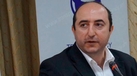 «Օգոստոսի տվյալներով էլ ավելի է խորացել Թուրքիայի ընթացիկ հաշվեկշռի պակասորդը; Պատճառներից են զբոսաշրջային հոսքերի և ներդրումների մասով անկման միտումները։ Հիշեցնեմ, որ Թուրքիայում արտագնա զբոսաշրջությունը հունվար-օգոստոսի տվյալներով ավելի քան 70% անկում է