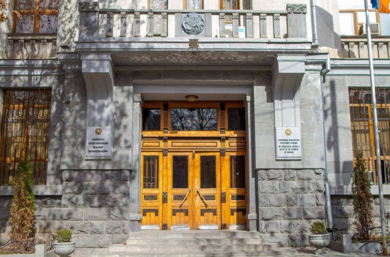 Դավիթ Բեկում հակառակորդի հրթիռակոծման հետևանքով մեկ մարդու մահվան, ևս երկուսի վիրավորվելու դեպքի առիթով հարուցվել է քրգործ