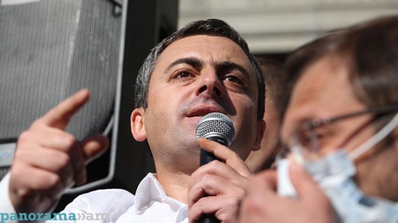 Այս մի կինն իր տունն է ուզում Հադրութում, մյուսը՝ Ասկերանում, Նիկոլ, տուր այս մարդկանց տները. Իշխան Սաղաթելյան