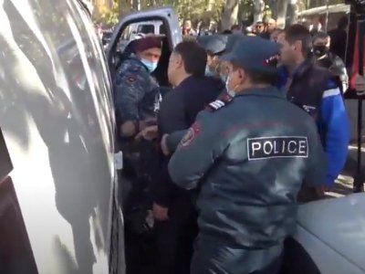 Ազատության հրապարակից ոստիկանությունը 129 քաղաքացիների բերման է ենթարկել