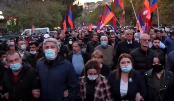 17 կուսակցությունների քաղաքական խորհուրդը հանրահավաք-երթ է կազմակերպել