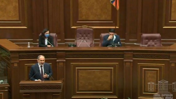 Депутаты фракции «Мой шаг» проголосовав друг за друга, обеспечили кворум