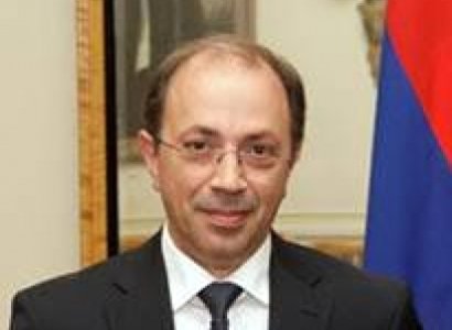 Արա Այվազյանը հեռախոսազրույցներ է ունեցել ԵԱՀԿ Մինսկի խմբի համանախագահների հետ