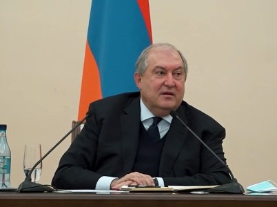 Այսօր չկա մի առաջնորդ, որ կարողանա ներկայիս հսկա բեռը միայնակ իր ուսերին տանել․Արմեն Սարգսյան