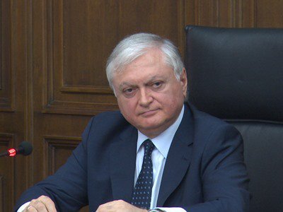 Эдвард Налбандян: Во всех рабочих документах обсуждался промежуточный статус Нагорного Карабаха