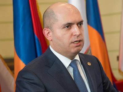 Մի զարմացեք թուրքին մեր հողերը տվողի այսօրվա անառակ ուղերձներից. Արմեն Աշոտյանը՝ Փաշինյանի մասին