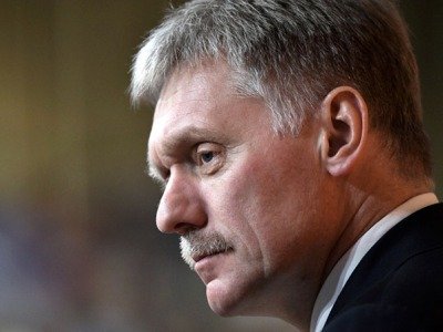 Песков: В Кремле следят за происходящим в Нагорном Карабахе