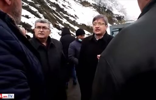 Жители Сюникской области предложили депутату задержать премьер-министра Армении