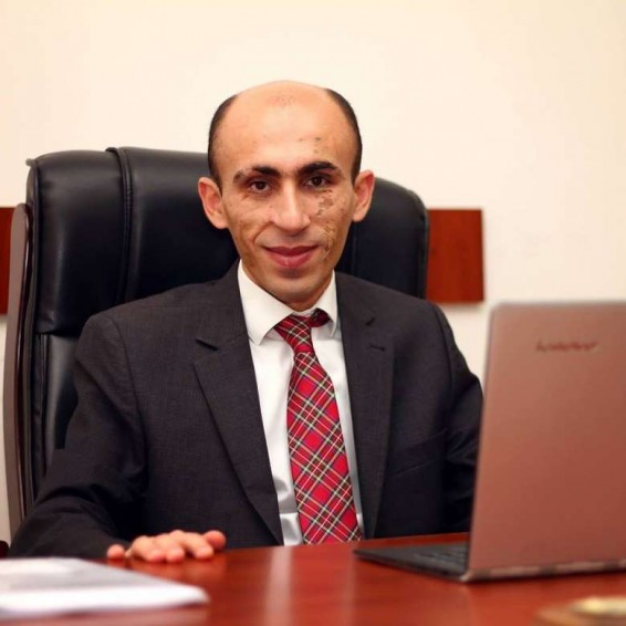 Արտակ Բեգլարյանը հրաժարականի դիմում է ներկայացրել ԱՀ մարդու իրավունքների պաշտպանի պաշտոնից