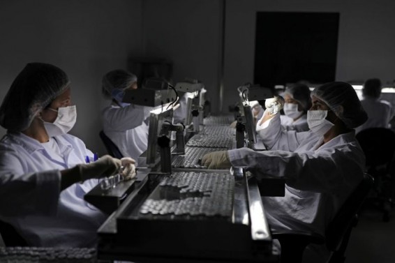 ФИНИНТЕРН И BIG PHARMA ГОТОВЯТ ЛЮДЯМ ЦИФРОВЫЕ ОШЕЙНИКИ