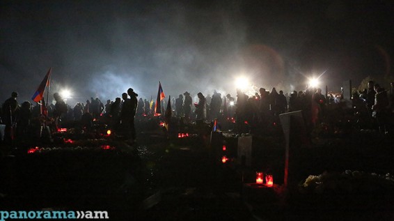 В воинском пантеоне «Ераблур» в Ереване завтра состоится церемония зажжения свечей