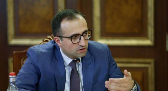 Ինչ արեց ՀՀ ամենաօդիոզ առողջապահության նախարարը.Hraparak.am