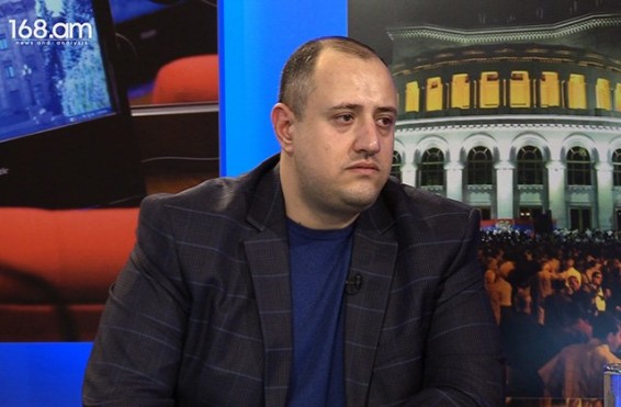 Փողը դնեն ջեբները, գան հայրենասեր խաղա՞ն. Միհրան Հակոբյան՝ Սերժ Թանկյանի ու Արսինե Խանջյանի մասին