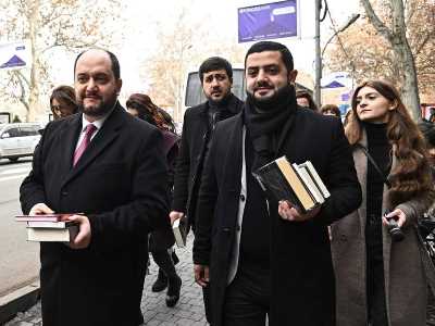Արայիկ Հարությունյանի նկարիչ սանիկը ՊՎԾ-ում պաշտոն է ստացել․ Factor.am