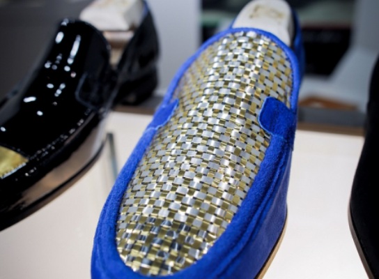 Photo.  Դուբայում ներկայացվել են 24 կարատանոց ոսկուց պատրաստված կոշիկներ