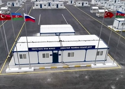МО РФ: Российские и турецкие военнослужащие совместно осуществляют мониторинг обстановки в Карабахе