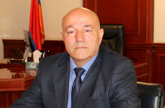 65 մլն դրամ ավանդ, 60 մլն դրամի պարտատոմս՝ 2020-ին ձեռք բերված, 55 մլն դրամ կանխիկ գումար, տասը «օբյեկտ», բնակարան ու հողամասեր. Սյունիքի մարզպետի ու նրա ընտանիքի ունեցվածքը. tert.am