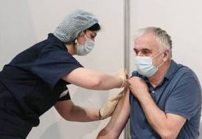 Байден намерен использовать все стадионы Национальной футбольной лиги США для вакцинации