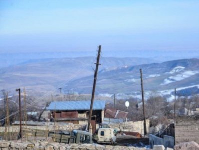 Омбудсмен Армении: Непосредственное соседство мирных жителей и азербайджанских военных недопустимо