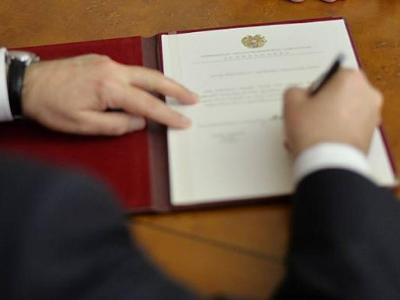 ՀՀ նախագահի հրամանագրով՝ հետ է կանչվել դեսպանի պաշտոնից
