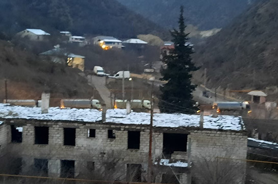 Մարտակերտցիները չեն թողել ադրբեջանական բեռնատարների շարասյունը գնա Քարվաճառ