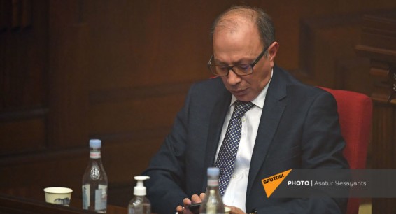 Прошу задавать серьезные вопросы: глава МИД Армении о слухах о своей отставке