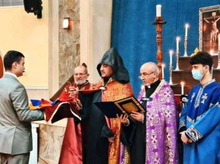 В церкви «Сурб хач» Эрбиля состоялась церемония освящения государственного флага Армении