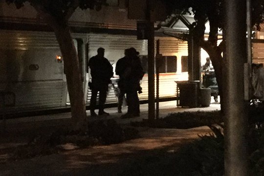 Կալիֆոռնիայում զինված տղամարդը բարիկադավորվել է գնացքի վագոնում