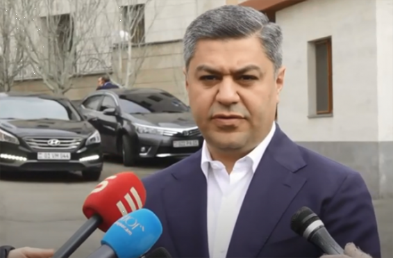 «Նախագահը լսեց մեր տեսակետները, առաջիկա ժամերին իր որոշման մասին կհայտնի»․ Արթուր Վանեցյա