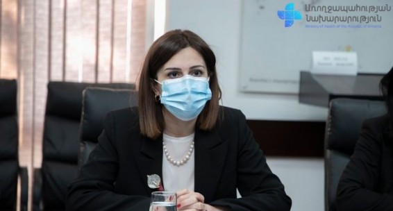 Министр: Нужно вернуться к соблюдению масочного режима в Армении
