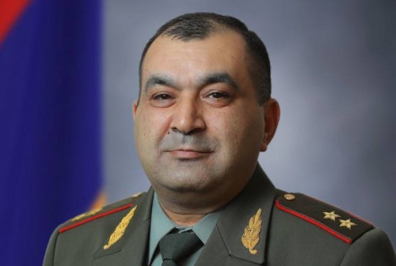 Хачатрян обратился в суд для признания указа Президента об его освобождении недействительным