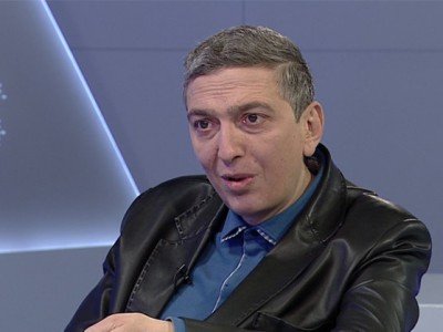 Այս պահին ռեալ պոլիտիկը այն է, որ զինվորականները պետք է քայլ անեն. Կինոռեժիսոր Արմեն Գրիգորյան