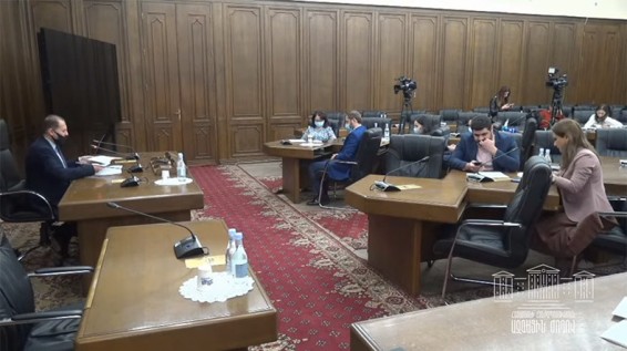 Առաջին օղակներում COVID-19-ի ոչ ճիշտ բուժման արդյունքում բժիշկները խնդրի առաջ են կանգնել. Խաչատրյան